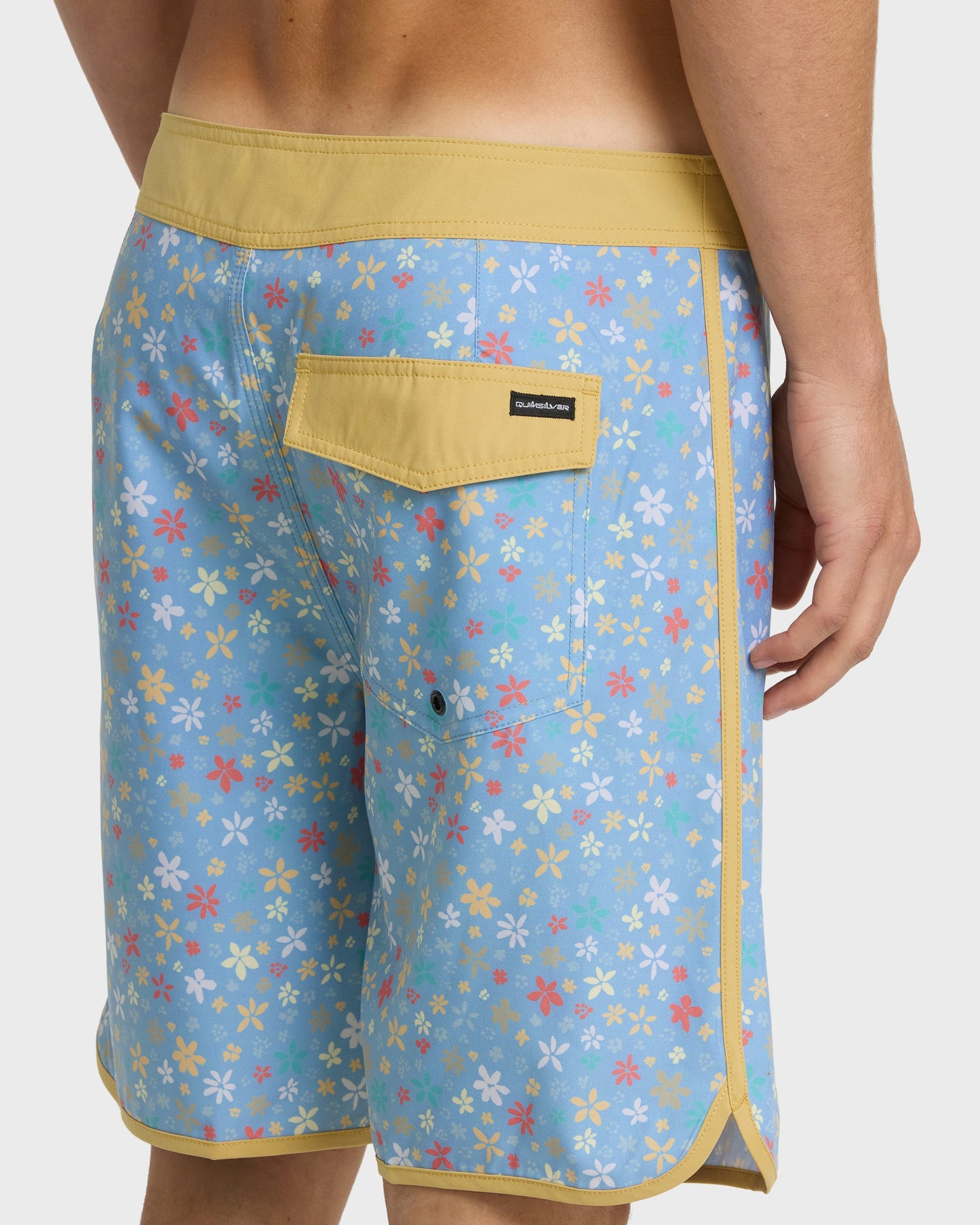 Quick Silver Surfsilk Scallop Ditsy 19" Boardshorts - Ashley Blue