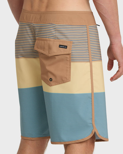 Surfsilk Tijuana 19" Boardshorts - Rattan - Quick Silver
