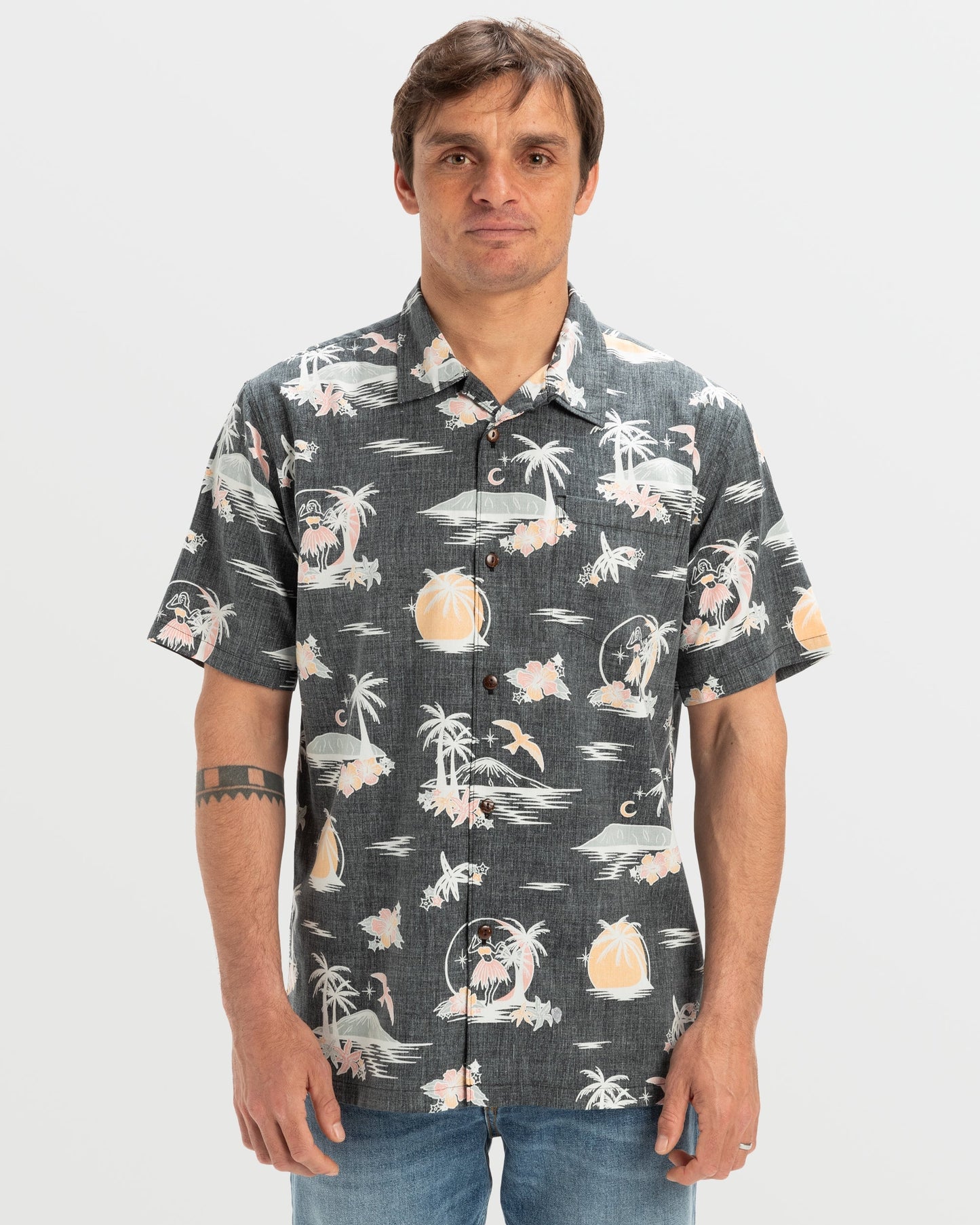 DNA Destination Island Short Sleeve Shirt - Black - Quick Silver