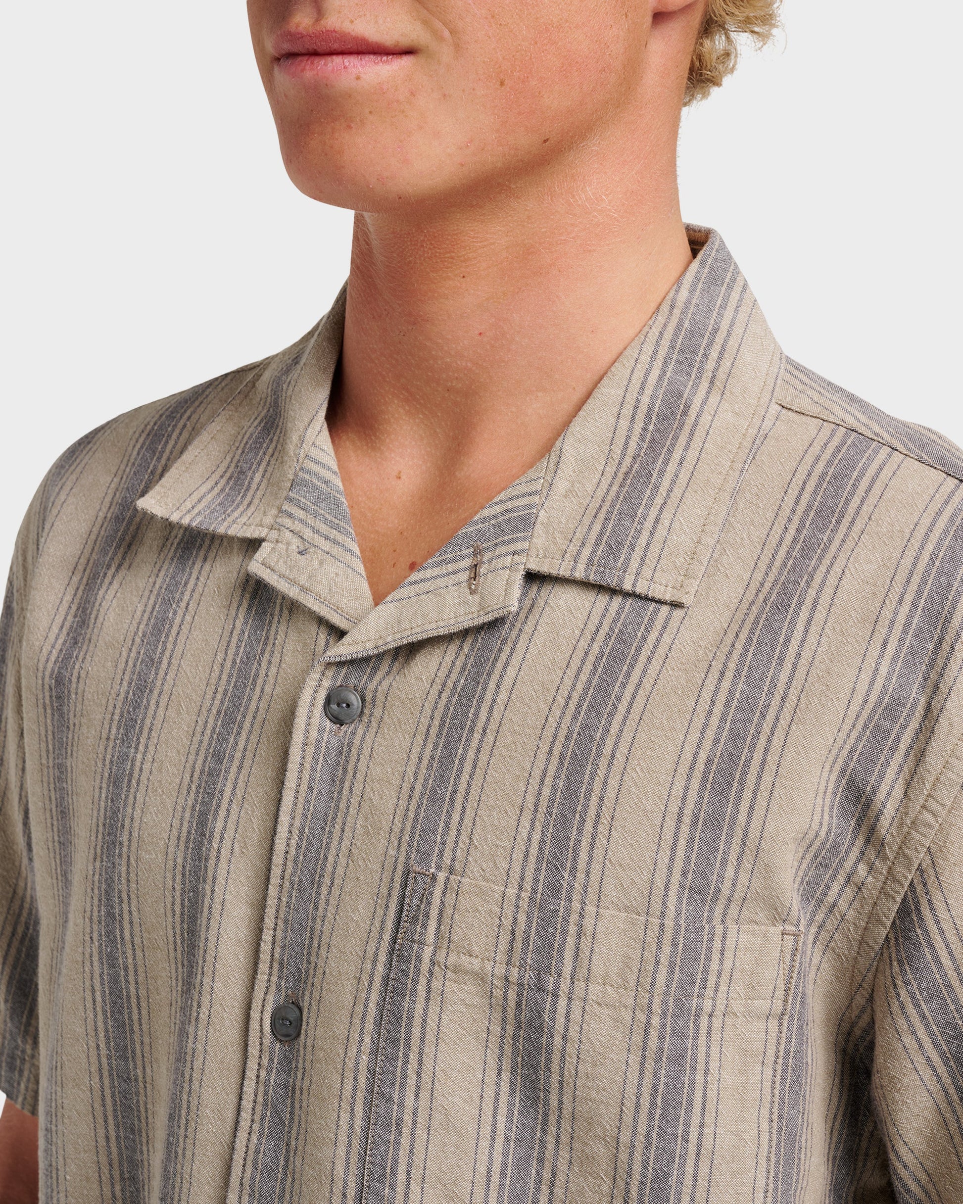 Oxford Stripe Casual Short Sleeve Shirt - Fallen Rock - Quick Silver