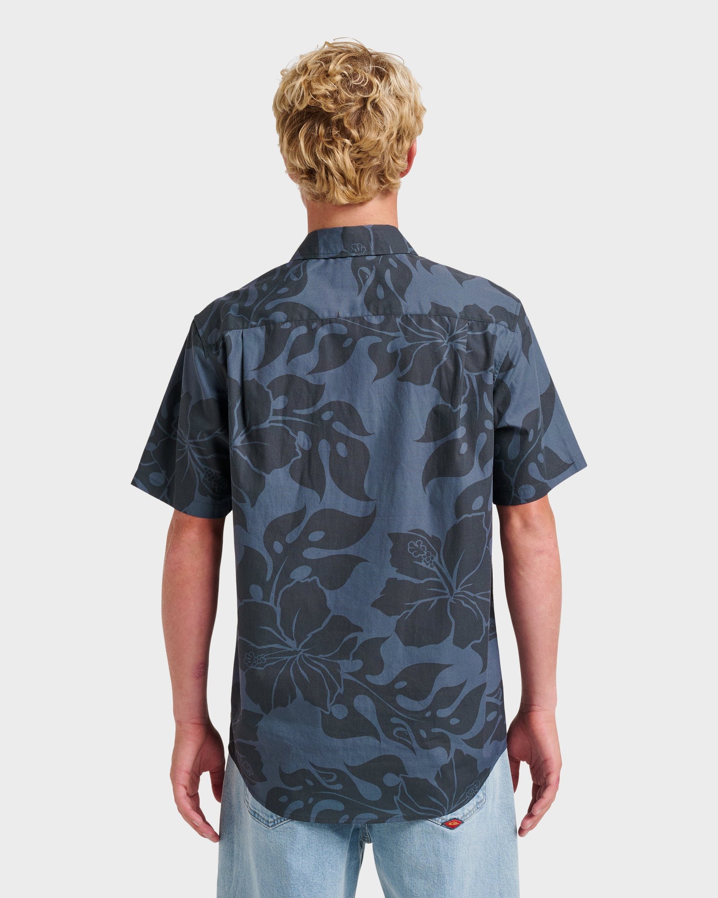 Oceanview Classic Short Sleeve Shirt - Phantom - Quick Silver