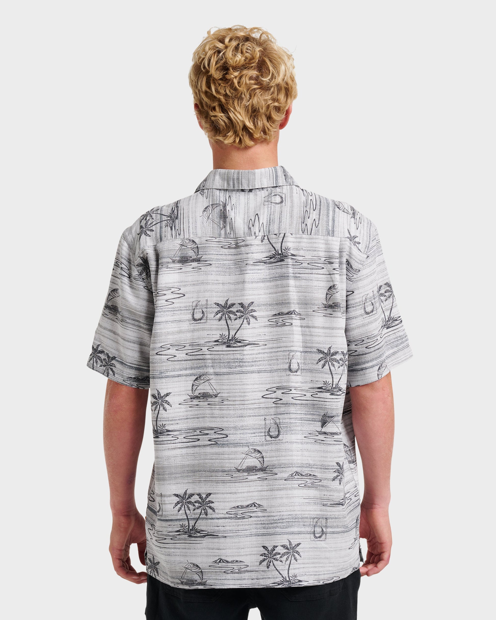 Waterman Island Daze Short Sleeve Shirt - Phantom - Quick Silver