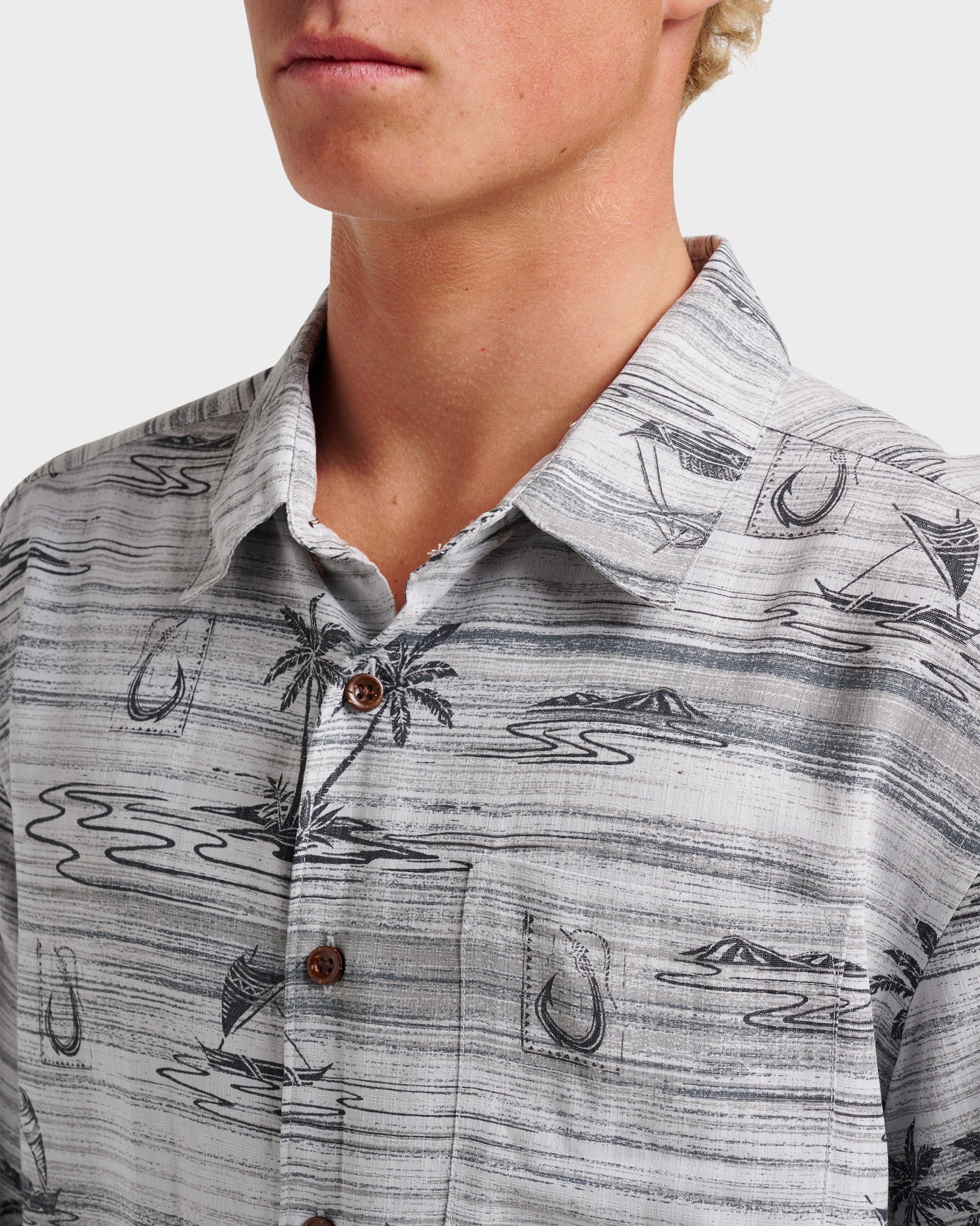 Waterman Island Daze Short Sleeve Shirt - Phantom - Quick Silver