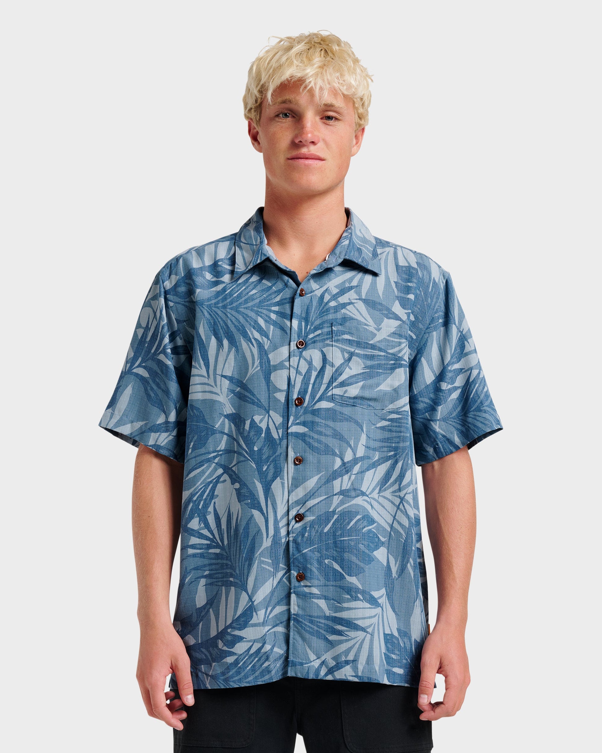 Waterman Botanical Short Sleeve Shirt - Midnight Navy - Quick Silver