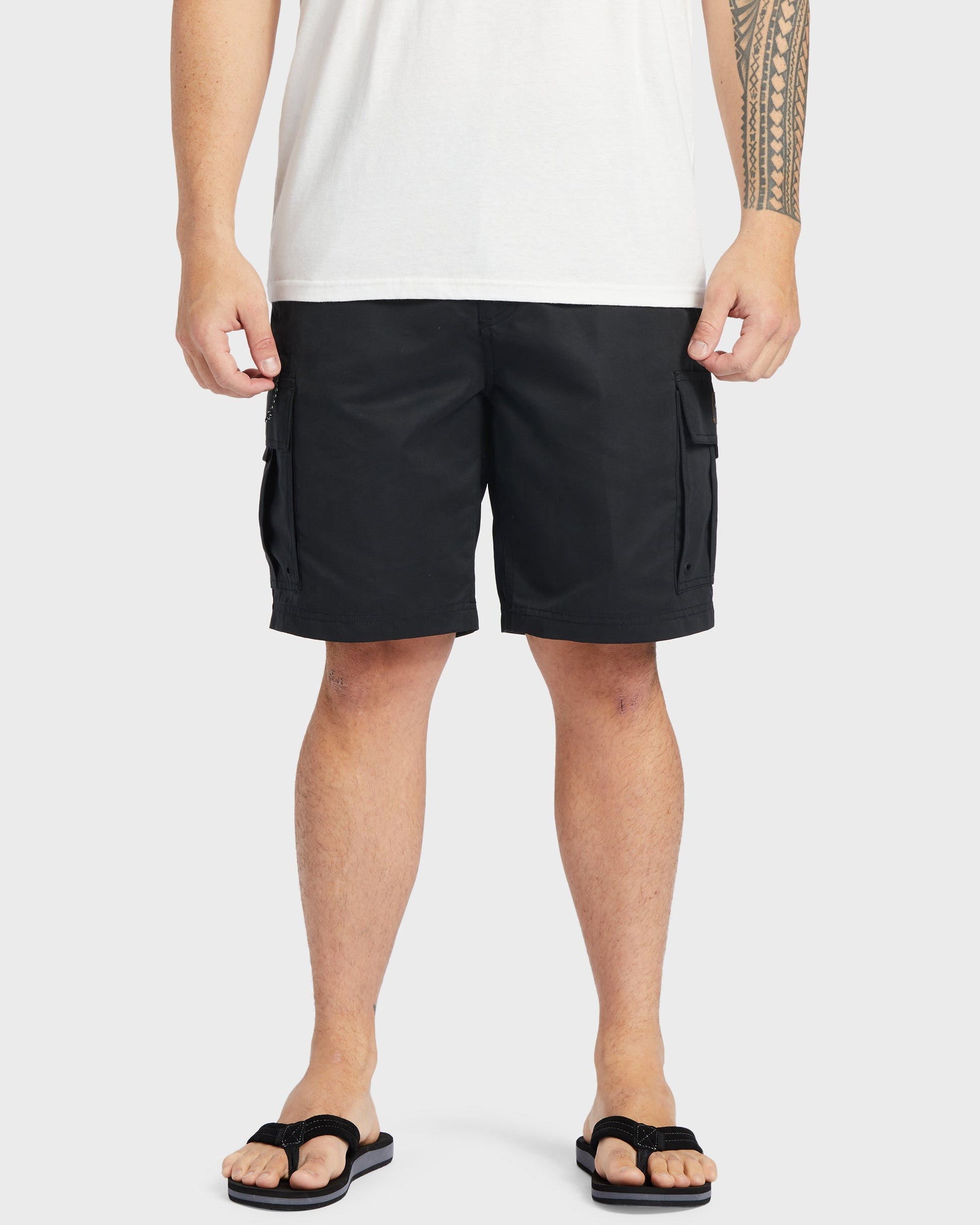 Waterman Maldive Atoll 20" Cargo Shorts - Black - Quick Silver