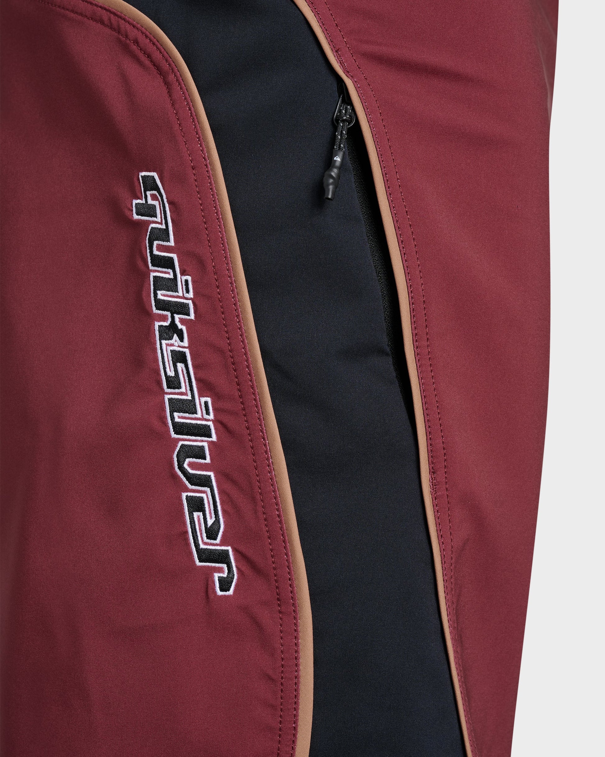 Surfsilk Gravity 21" Boardshorts - Biking Red - Quick Silver