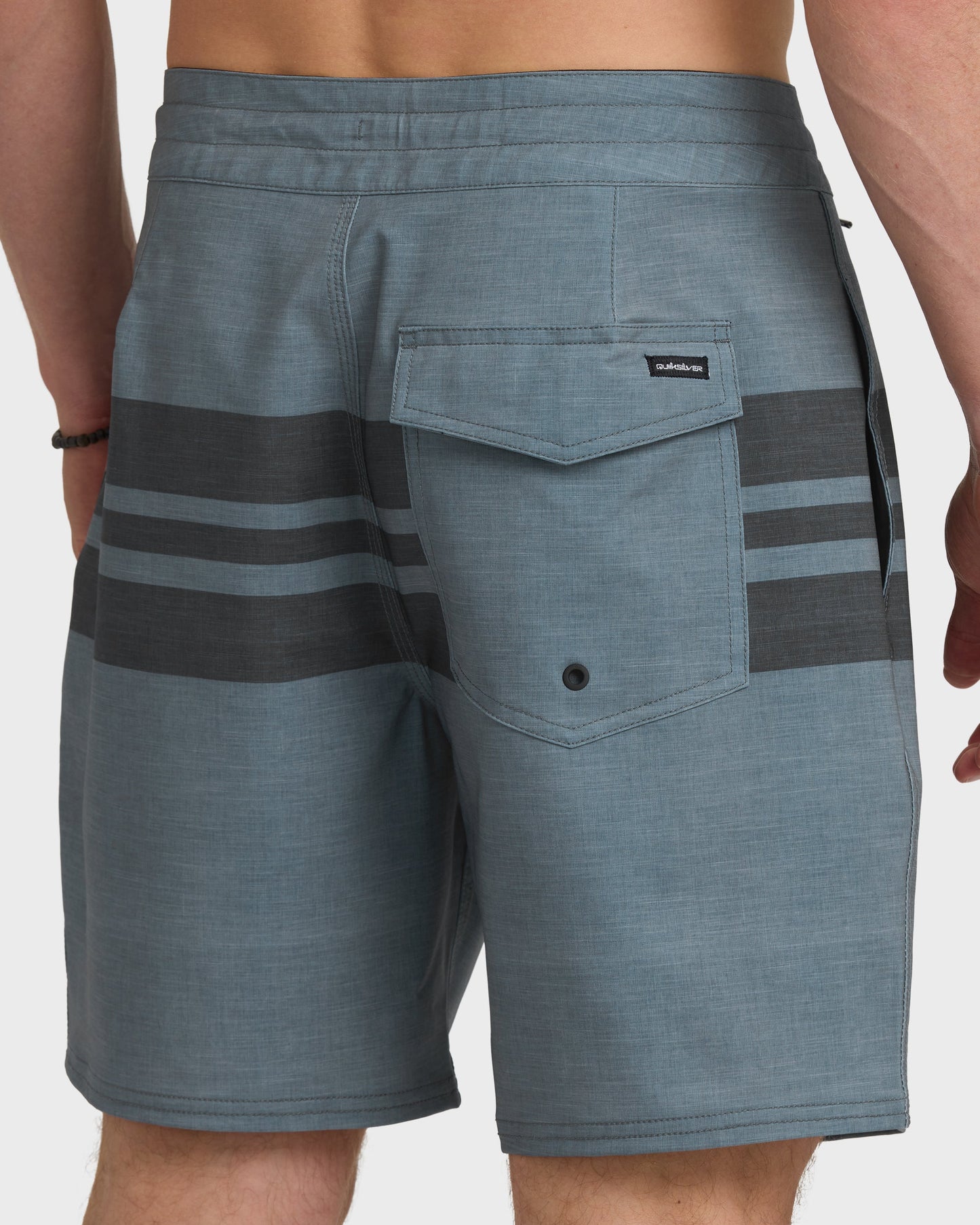 Surfsilk Street Trunk 18" Boardshorts - Black - Quick Silver