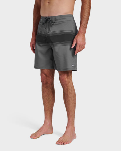 SURFSILK STREET TRUNK 18 - IRON GATE - Quick Silver